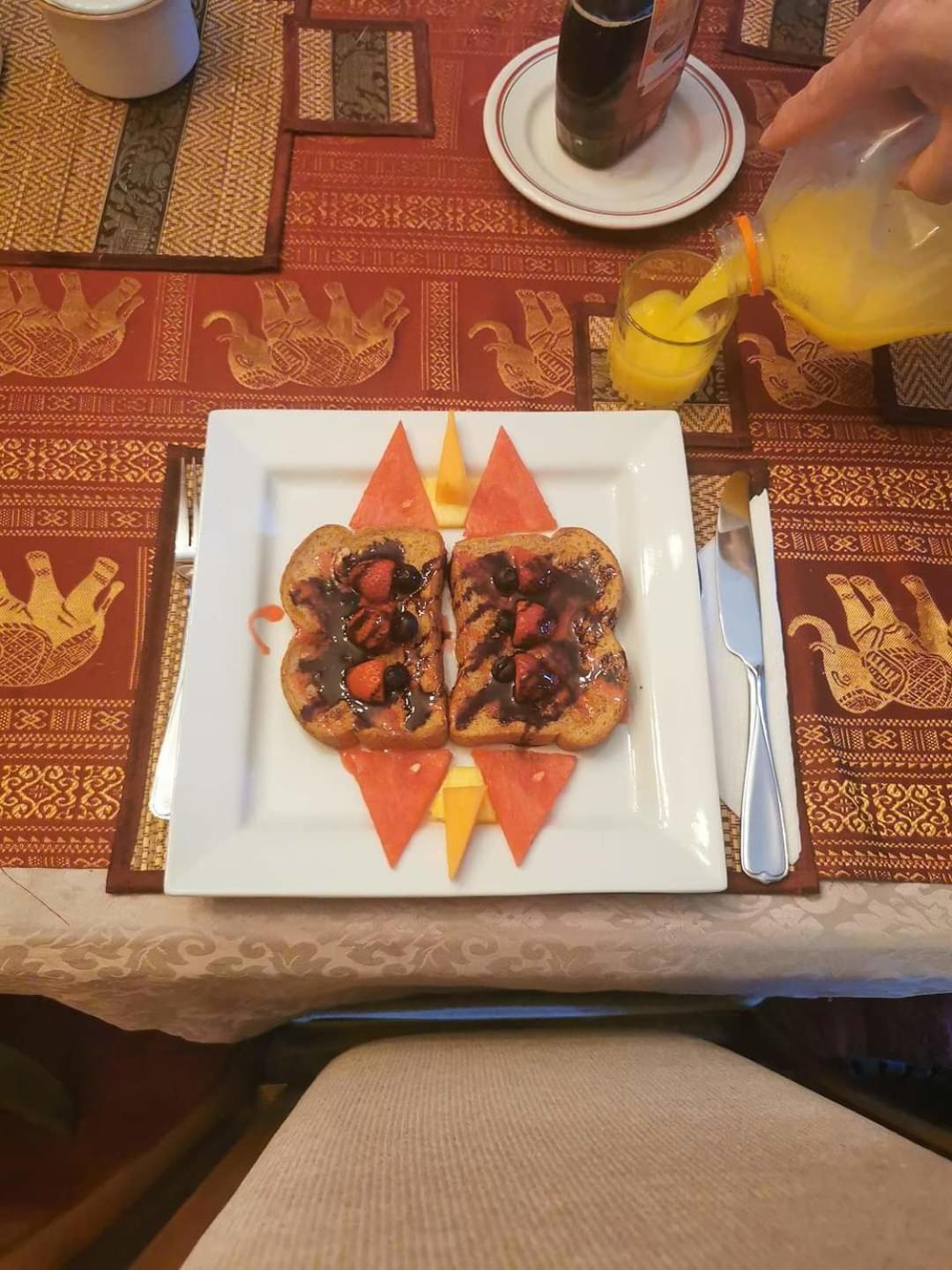 Gite Le Tresor Cache Bed & Breakfast Chelsea Kültér fotó