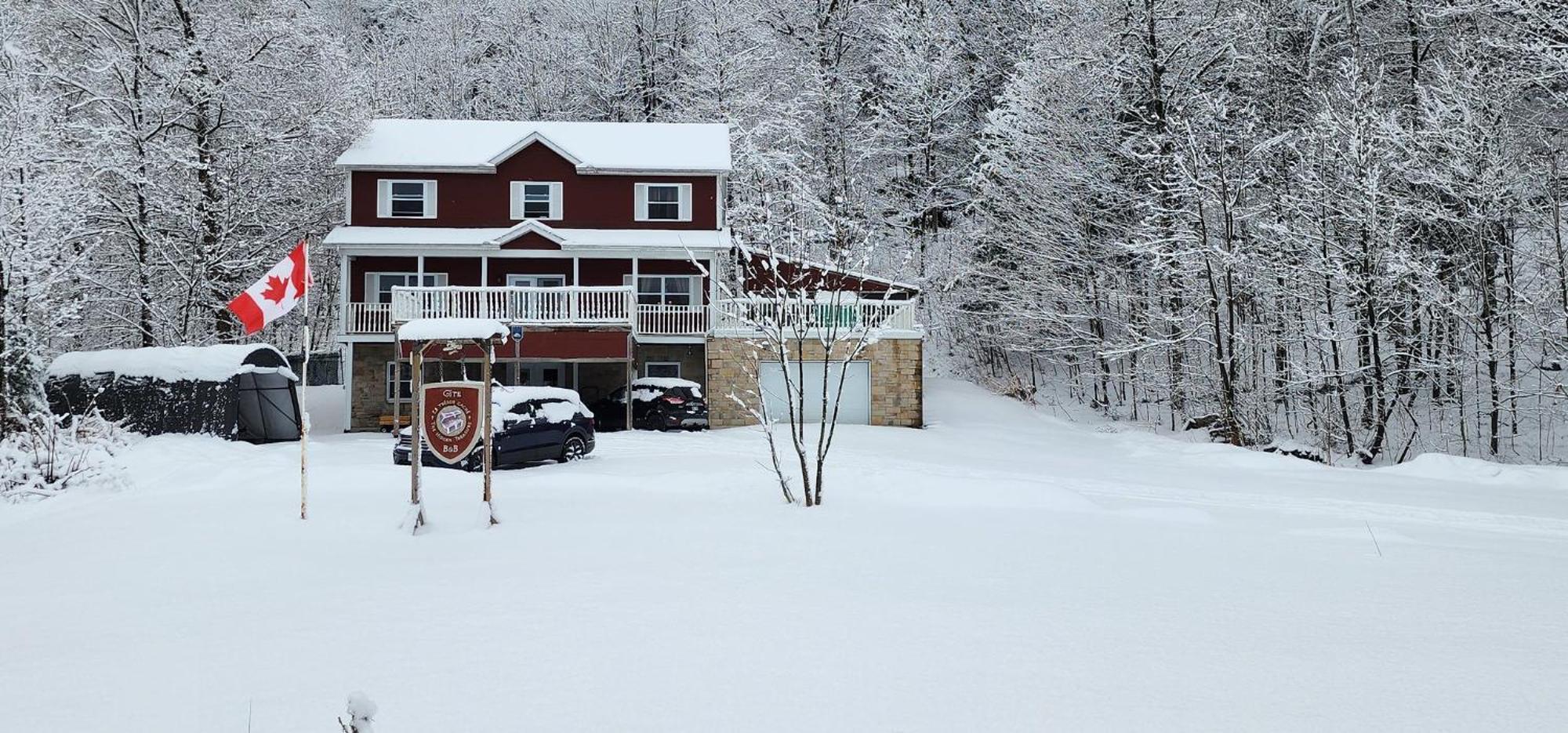 Gite Le Tresor Cache Bed & Breakfast Chelsea Kültér fotó